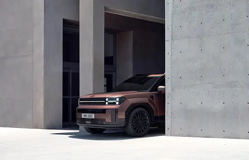 Frente de camioneta Hyundai Santa Fe Estacionada