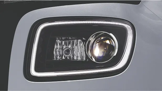 Detalle de las Luces de posición y DRL LED del Venue Turbo