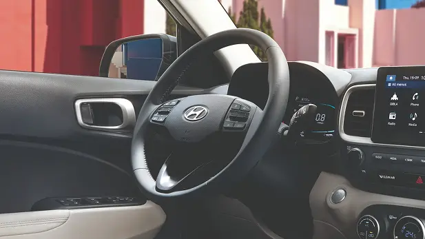 Imagen del volante del Venue Turbo